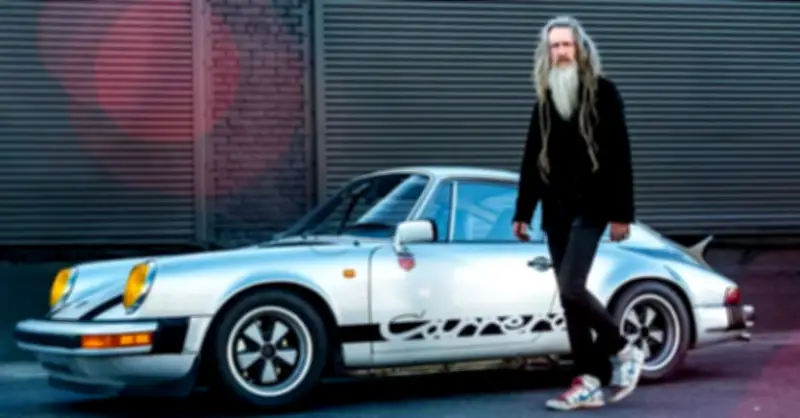 Nhà sưu tập siêu xe nổi tiếng tổ chức đấu giá loạt xe cá nhân hóa độc đáo