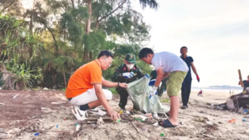 Ô Nhiễm Nhựa Đe Dọa Ngành Du Lịch Việt Nam: Giải Pháp Cấp Thiết Cho Phát Triển Bền Vững