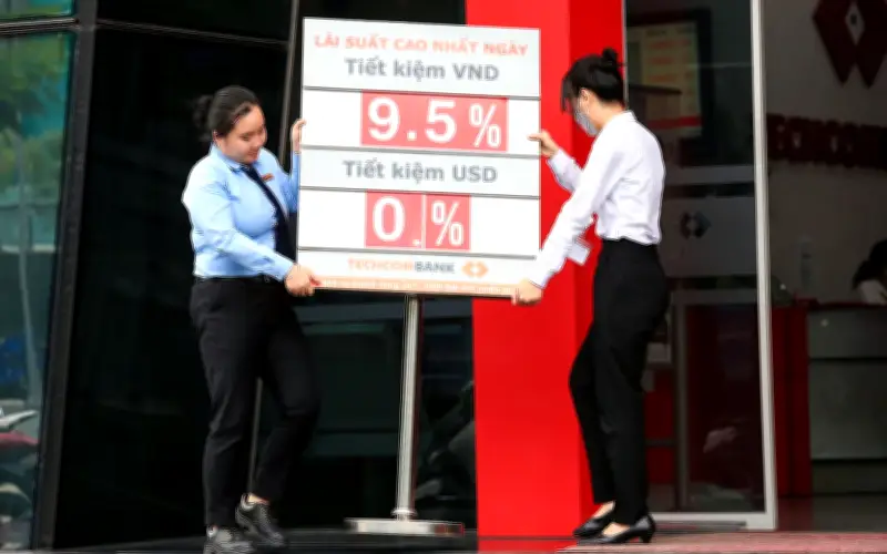 Nhiều Ngân Hàng Tăng Lãi Suất Huy Động, Một Số Chạm Mốc 9%/Năm