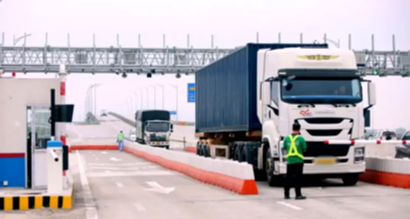 Nhiều Phương Tiện Mắc Lỗi Khi Qua Trạm Thu Phí Cao Tốc Thanh Hóa