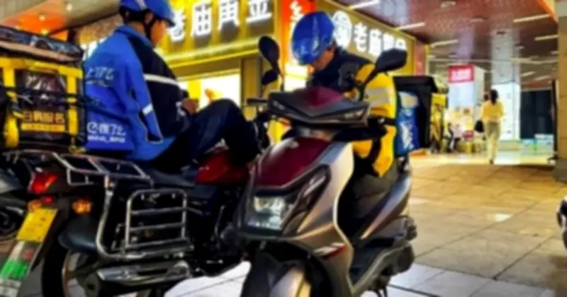 Nhân viên giao hàng Singapore đối mặt phân biệt đối xử và áp lực thuật toán