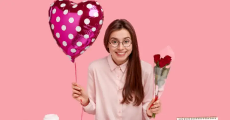 Những Lời Chúc 8/3 Ý Nghĩa Dành Cho Đồng Nghiệp Nữ Trong Môi Trường Công Sở