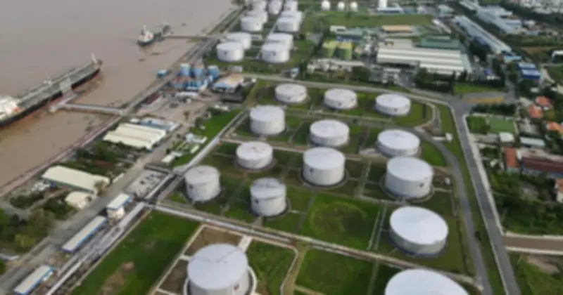 Nhập khẩu xăng dầu tăng vọt 43% do xung đột Trung Đông, Việt Nam chi 3,4 tỷ USD