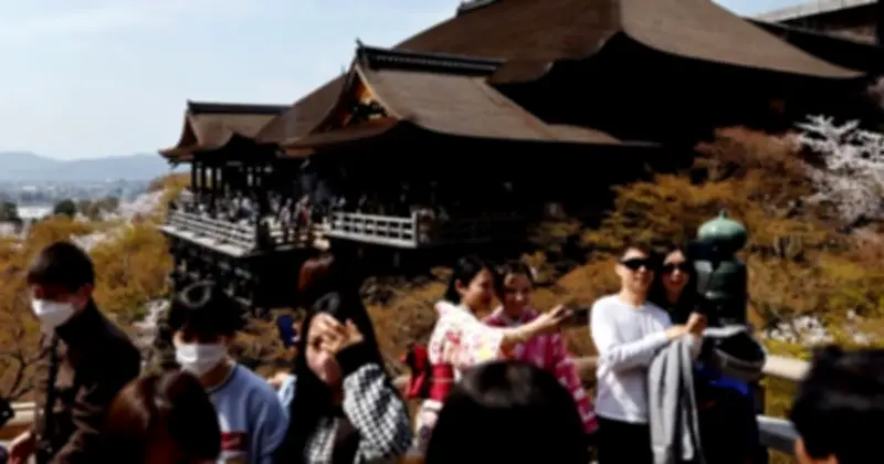 Nhật Bản đề xuất sửa luật nhập cư, tăng phí visa và áp hệ thống du lịch điện tử