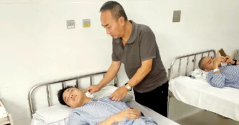 Nỗi đau gia đình nam sinh bị đánh dã man ở Hà Nội: Ám ảnh và lo sợ