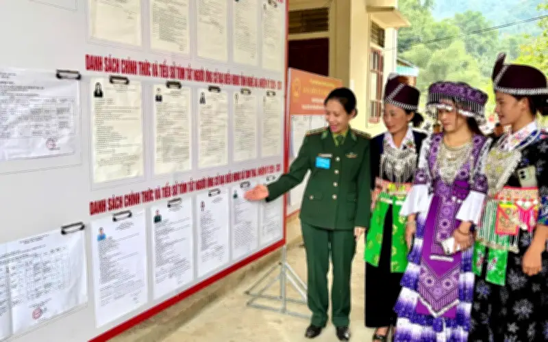 Niềm Tin Mộc Mạc Từ Bản Làng: Lá Phiếu Mang Hy Vọng Đổi Thay