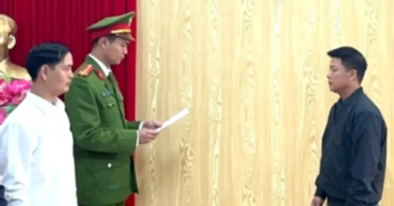 Ninh Bình: Khởi tố cơ sở sản xuất 12.000 chai dấm ăn giả, gây rúng động thị trường