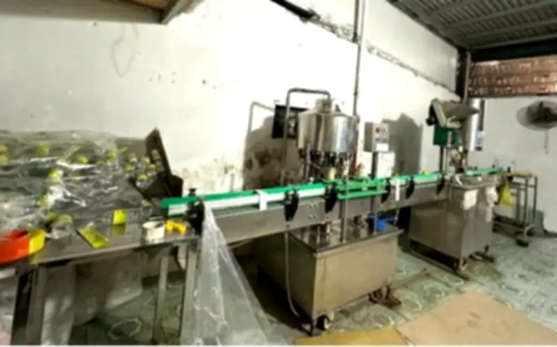 Ninh Bình phát hiện cơ sở pha chế dấm giả từ nước lã và axit công nghiệp ở Ý Yên