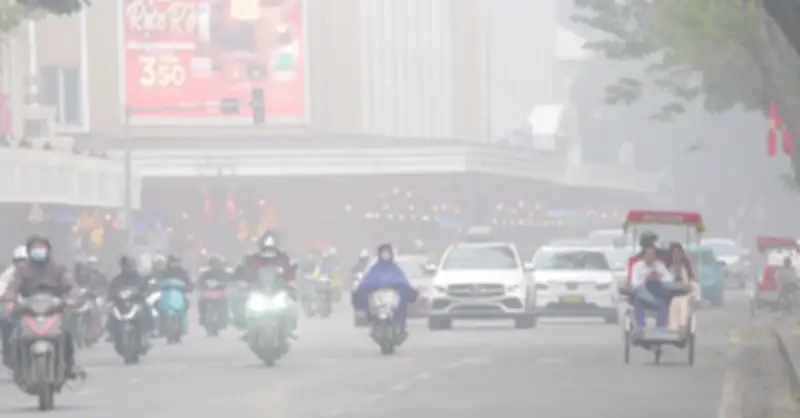 Nồm ẩm bủa vây miền Bắc: Nguy cơ bệnh hô hấp và giải pháp công nghệ thông minh