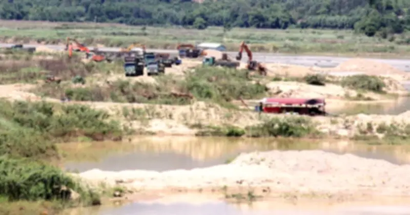 Đà Nẵng khẩn trương giải quyết khủng hoảng cát, tăng cường quản lý khoáng sản