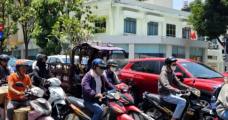 Nắng nóng gay gắt bao trùm Đông Nam Bộ, TP.HCM có thể lên đến 37°C