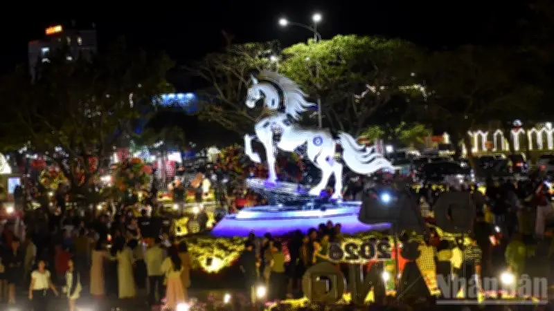 Đà Nẵng siết chặt kỷ luật công vụ, quyết tâm đạt tăng trưởng hai con số