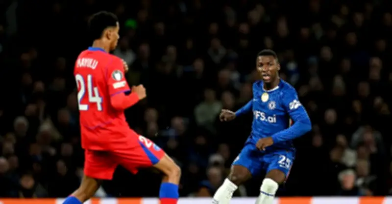 Nottingham Forest Hạ Tottenham, Man City Vô Địch Cúp Liên Đoàn Anh