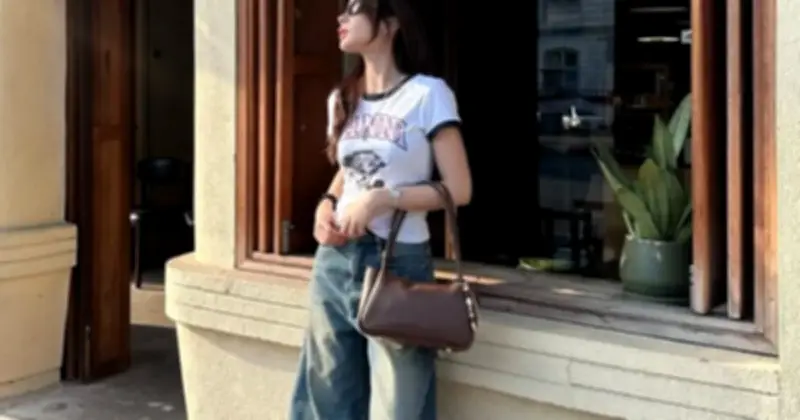 Áo Baby Tee: Món Đồ 'Nhỏ Mà Có Võ' Chinh Phục Mọi Phong Cách Dạo Phố