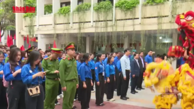 Đoàn Thanh niên phường Văn Miếu - Quốc Tử Giám triển khai 32 đội tình nguyện hỗ trợ bầu cử