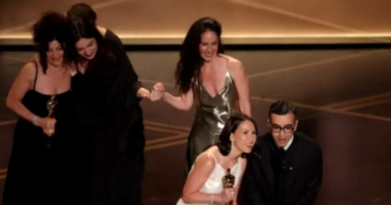 Oscar 2026: Khoảnh Khắc Hiếm Hoi Khi Hai Phim Ngắn Cùng Giành Chiến Thắng