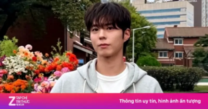 Park Bo Gum - 'Nam Thần Châu Á' Đóng Chính Phim Cổ Trang Cùng Trấn Thành