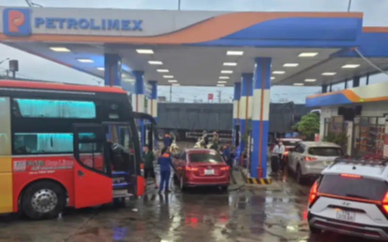 Petrolimex Gia Lai Đảm Bảo Nguồn Cung Xăng Dầu, Kêu Gọi Không Tích Trữ