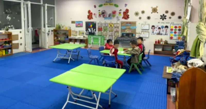 Phụ huynh bất ngờ vì lớp học vắng tanh giờ chính khóa, hiệu trưởng lên tiếng giải thích