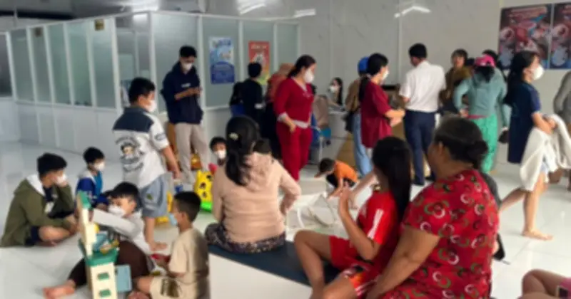 Phú Quốc: Quá tải tiêm chủng viêm não mô cầu sau ca tử vong học sinh