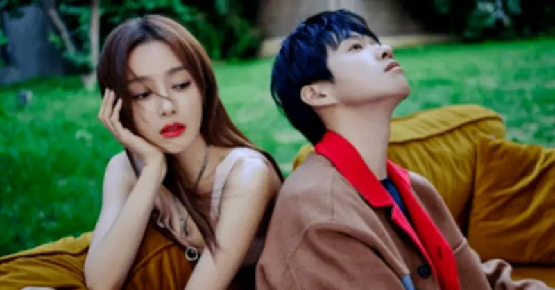 Phụ sát hoàng hậu Tần Lâm lộ ảnh qua đêm tại nhà bạn trai kém 10 tuổi