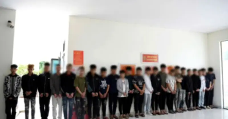 Phú Thọ: Thanh niên 2008 dùng dao quắm chém đứt tay bạn, công an triệu tập sau 36 giờ