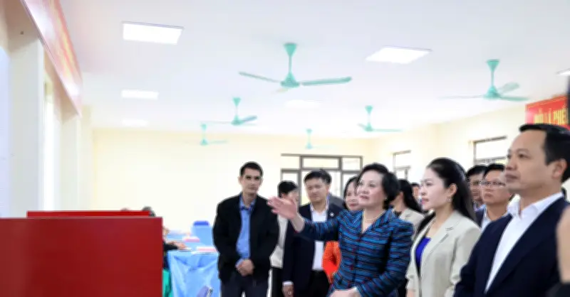 Phó Thủ tướng mạnh dạn đưa cán bộ trẻ có triển vọng từ cấp tỉnh về cơ sở