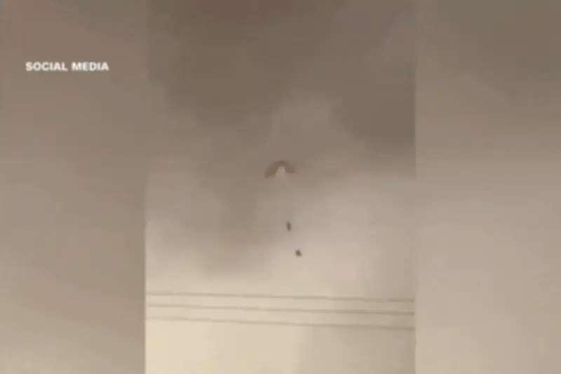 Phi công Mỹ nhảy dù khẩn cấp vì bị phòng không Kuwait bắn nhầm