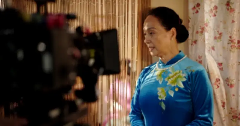 Phim 'Hẹn Em Ngày Nhật Thực' Dẫn Đầu Phòng Vé Với Doanh Thu Ấn Tượng