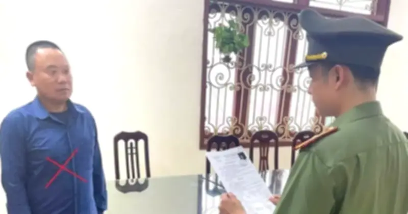 Phạm Việt Hà đầu thú sau 10 năm lẩn trốn vụ lừa đảo 'chạy việc' hơn 1 tỷ đồng