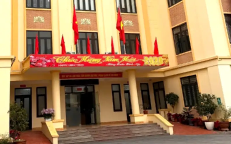 Phường Tuần Châu tạm đình chỉ 4 cán bộ vì chậm trễ giải quyết thủ tục hành chính