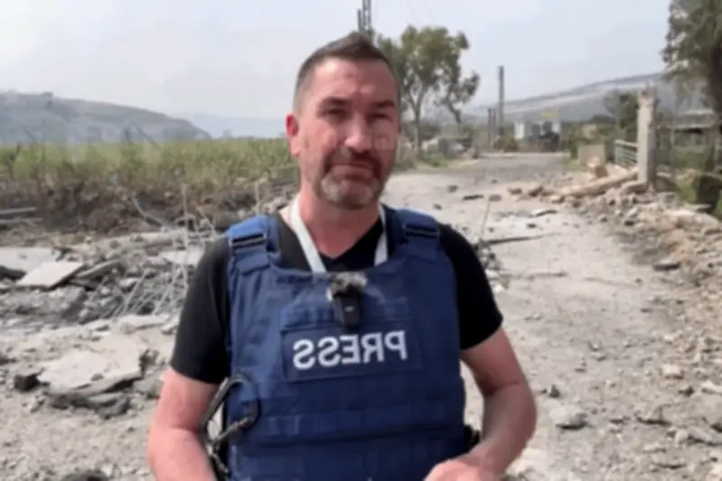 Phóng Viên Nga Suýt Bỏ Mạng Vì Tên Lửa Khi Đưa Tin Tại Lebanon