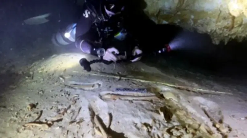 Phát hiện bộ xương thời tiền sử hé lộ nghi thức mai táng cổ xưa ở Mexico