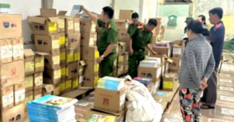 Phát Hiện Kho Sách Giáo Khoa Giả Quy Mô Lớn, Bị Cáo Nhận Án 7 Năm Tù