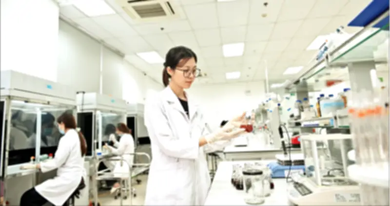 Phát triển nhân lực công nghệ sinh học: Đột phá từ kết nối ba nhà và cơ chế đặc thù