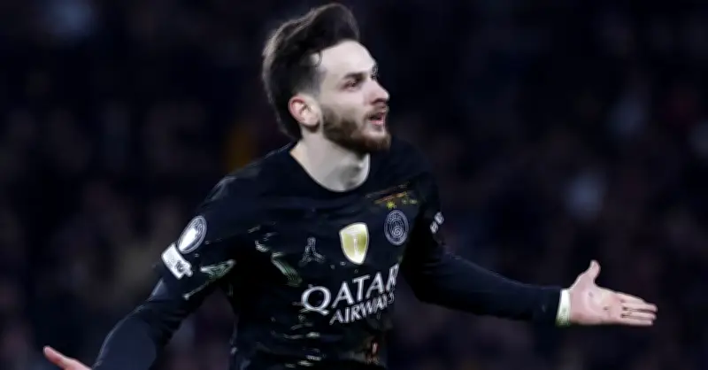 PSG đè bẹp Chelsea 5-2, Luis Enrique thẳng thắn phản pháo truyền thông