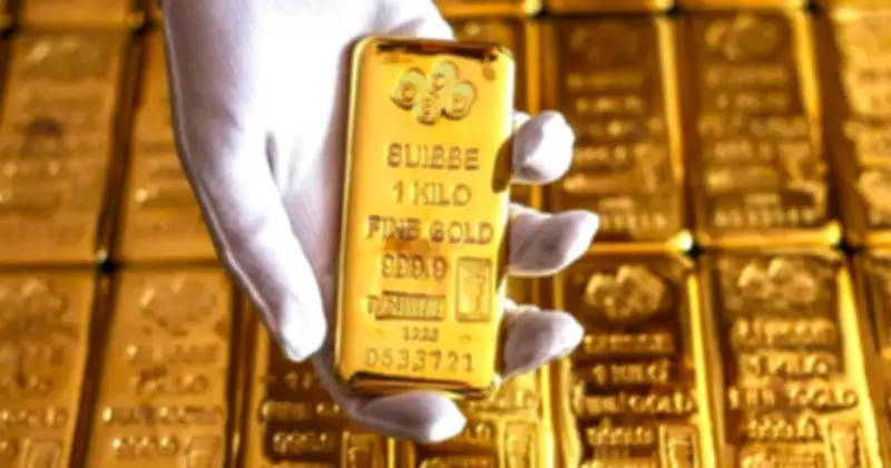 Quỹ vàng lớn nhất thế giới SPDR Gold Trust bán ròng 2,28 tấn, giá vàng biến động mạnh