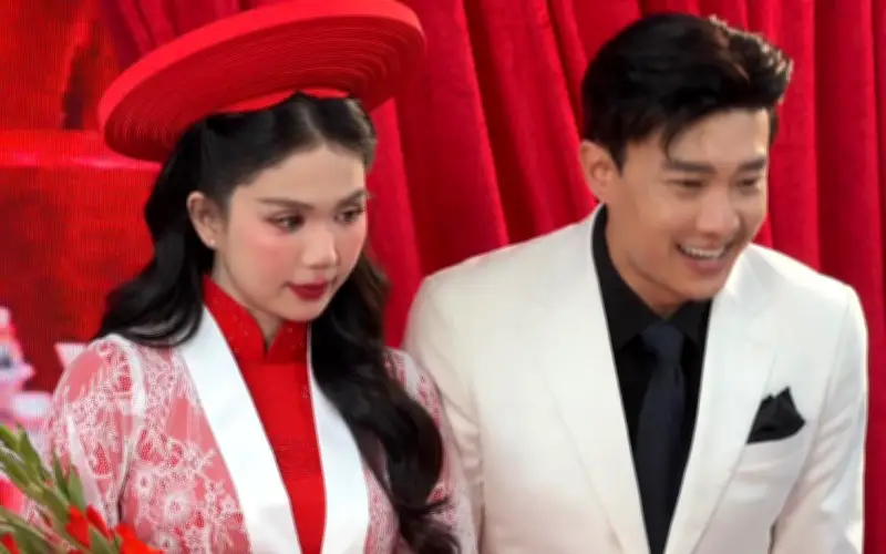 Quốc Trường và Ngọc Trinh gây xôn xao với loạt ảnh cưới giả đầy thân mật