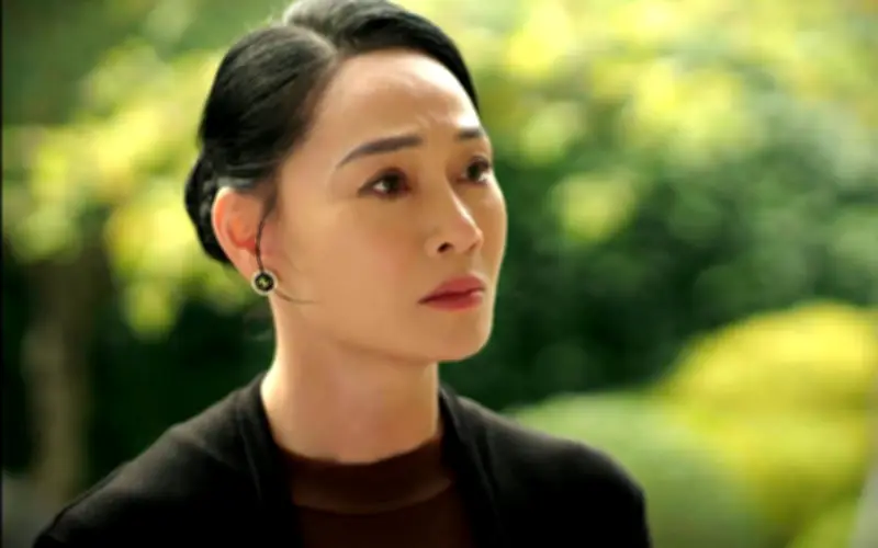 Quách Thu Phương vào vai bà Dung hợm hĩnh, gây tranh cãi trong 'Bước chân vào đời'