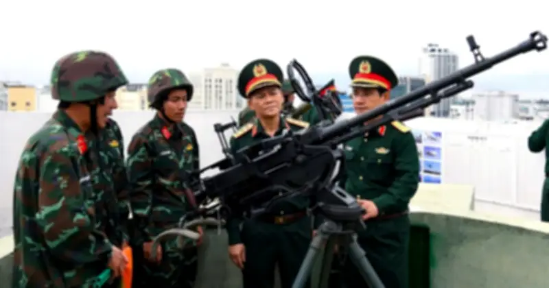 Quân khu 5 tăng cường kiểm soát vùng trời, sẵn sàng bảo vệ an toàn tuyệt đối cho ngày bầu cử