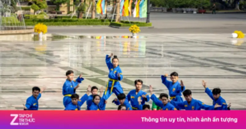 Quân khu 7 tổ chức đồng diễn nghệ thuật quy mô lớn với 2.500 người tham gia