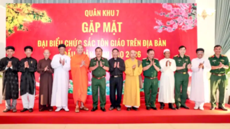 Quân khu 7 đẩy mạnh công tác tôn giáo, xây dựng nền quốc phòng toàn dân vững mạnh