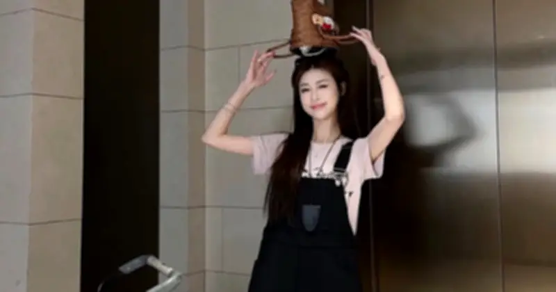 Quần Váy Yếm Lên Ngôi: Từ Nét Ngây Thơ Đến Biểu Tượng Thời Thượng Hiện Đại