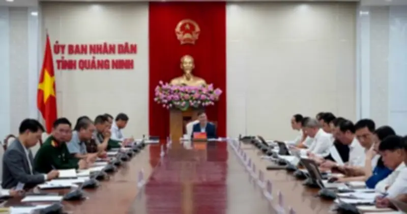 Quảng Ninh tháo gỡ khó khăn cho 352 dự án, tập trung vào hai siêu dự án của Vingroup