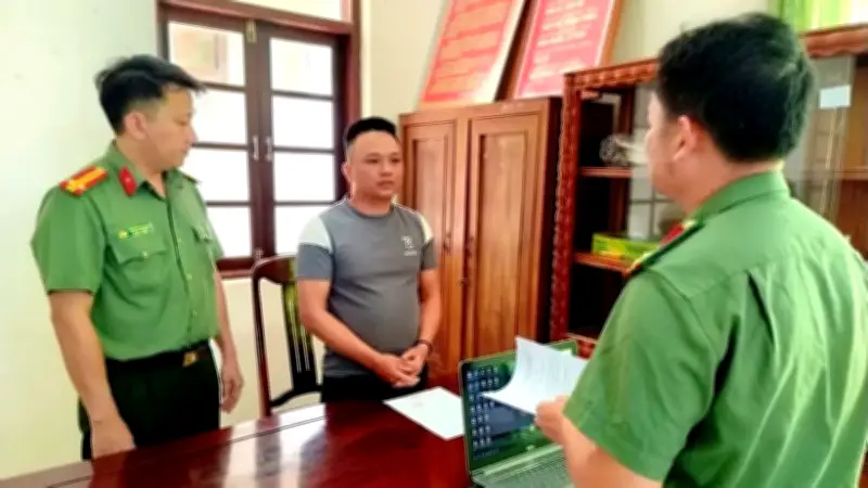 Quảng Trị: Bắt giữ 2 tàu cá đánh bắt thủy sản trái phép tại vùng biển Philippines