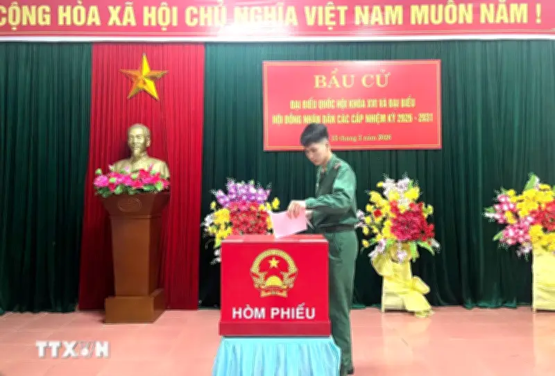Quảng Trị: Cán bộ, chiến sỹ lực lượng vũ trang tự hào thực hiện quyền cử tri