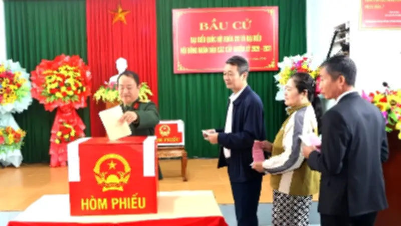 Quảng Trị: Tỷ lệ cử tri đi bầu đạt gần 100%, 62 đại biểu HĐND tỉnh trúng cử