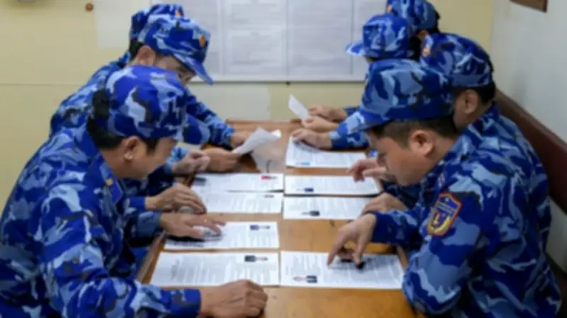 Quy định chi tiết về thời gian bỏ phiếu và trách nhiệm của Tổ bầu cử