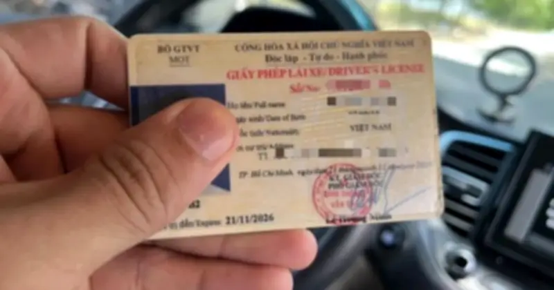 Quy định mới: Bằng lái ô tô quá hạn một ngày phải thi lại lý thuyết từ 2025