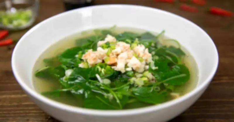 Rau Má - 'Vua Giải Nhiệt' Mùa Xuân Hè: 4 Công Thức Đơn Giản Tại Nhà